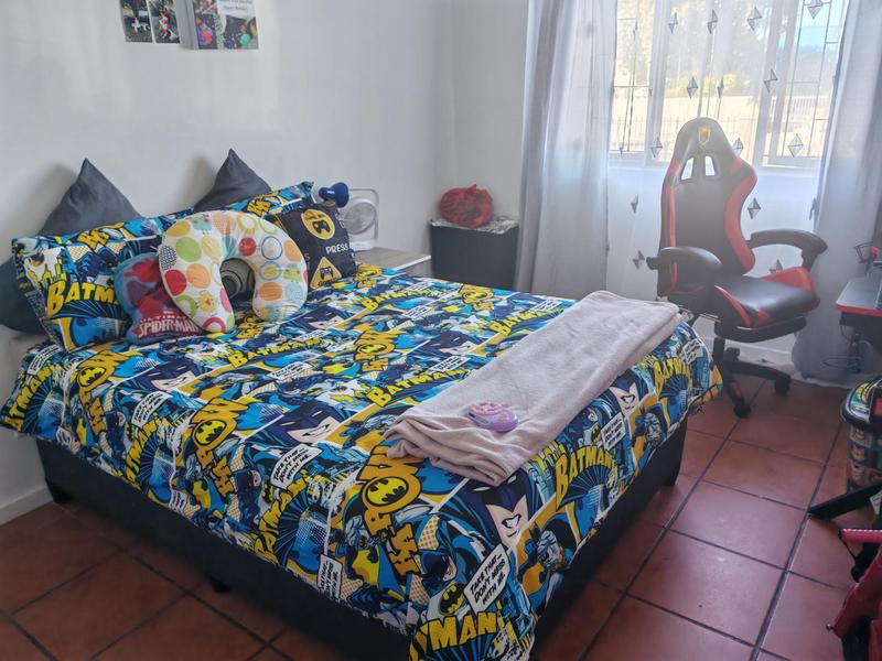 2 Bedroom Property for Sale in Northcliff Western Cape